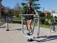 Urban Gym Skating - Patins - Améliore la mobilité et la coordination - Dimensions 1,06 x 0,48 x 1,39 m_1