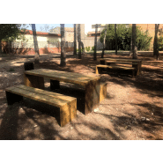 Table Gavarres VM311 - bois de pin traité classe IV avec piètement en acier Corten_1
