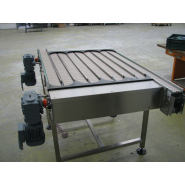 Accumulateur fifo serpentine  par convoyage en filaire et en continu de produits cylindriques, par chaînes à mouvement inversé_1