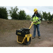 Rouleau compresseur BW 55 E Bomag - monocylindre à guidage manuel - 2.2 Kw Honda - 560 mm de largeur de travail_1