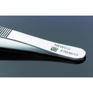 Marquage de code 2D/Data Matrix - Traçabilité durable sur petites surfaces - Techniques électrochimiques, micropercussion et laser_1