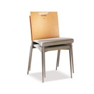 Euro V686 - Chaise empilable en métal et bois - Dossier en multiplis - Designer Jan Sabro_1