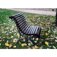 Chaise Barcino UM305S - piètement en fonte ductile traité Ferrus - lattes en bois tropical couleur acajou_1