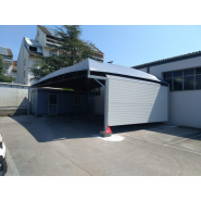 Préau sur mesure en acier galvanisé pour usines - Toit en toile 10 ans, résistant au feu M2, grêle et vent jusqu'à 130 km/h_1