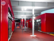 Abri pour galerie commerciale - Protégez vos allées extérieures avec une structure robuste et économique_1