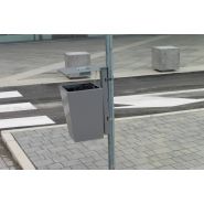 Poubelle publique 106fred4 - Levante - Fima avec cendrier et fixation à poteau - métal traité et peint_1