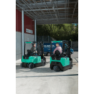 Chariot élévateur électrique EDiA EM FB14-20ET FB16-20 - 48 volts, 3 et 4 roues, maniabilité et fiabilité_1