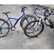 Rack à vélo 5 places en acier zingué pour faciliter le rangement des vélos_1