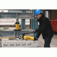 SCR506H, 498 kN, 159 mm Course, Cylindre hydraulique et pompe à main_1