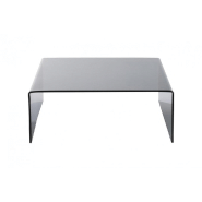 Table basse robuste en verre fumé pour salon
