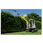 Taille-haie hydraulique avec une Coupe jusqu'à 50 mm de diamètre_1