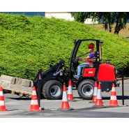 RT280 - Mini-chargeuse 1167kg - Grande capacité de levage pour charges lourdes_1