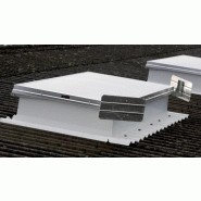 Lanterneau ponctuel ecobac 160 tc / sur embase en polyester / avec protection solaire_1