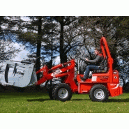 Équipement avec transmission hydrostatique et 4 roues motrices