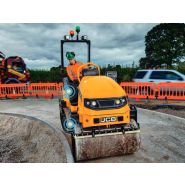 Ct160 rouleau tandem vibrant - JCB - moteur Kubota 14,5 kW - poids opérationnel 1710/1790 kg_1