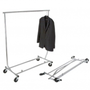 7300310 - porte-vêtements pliant sur roues - displetech_1