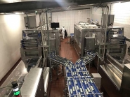 Ligne de conditionnement robotisée - système pour chargement de thermoformeuse à haute cadence_1