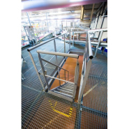 Plate-forme industrielle sur-mesure - structure acier tubulaire ou IPN - supportant toute charge utile_1