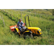 Tracteur à 4 roues motrices égales à direction pour tous travaux en espaces réduits : serres, pépinières vignes et vergers - pasquali siena k30 | k40 articulé de 25,2 cv à 35,6 cv_1