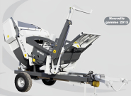 Dérouleuse pailleuse Calvet avec bras de chargement hydraulique