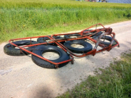 Herse de prairie NC à pneus - Occasion - 3m de large avec 7 pneus et repliage manuel_1