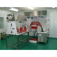 Innolab® - Isolateur pharmaceutique Eurobioconcept - 2, 3, 4 gants en ligne - Confinement absolu en pression positive ou négative_1