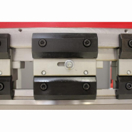 Presse plieuse hydraulique conventionnelle ADFORM - APH - Gamme de 1250 mm à 4100 mm - Puissance de 40T à 300T_1