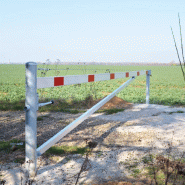 Barrière pivotante renforcée acier_1