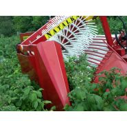 Récolteuse à framboises NATALKA - WEREMCZUK - productivité 0.1 à 0.15 ha/h - puissance minimale requise 35 HP_1