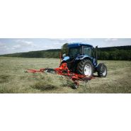 Faneuse GF 102 performante pour fanage de qualité