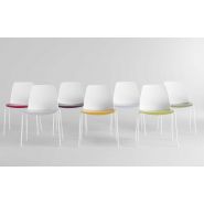 Lunia - Chaise empilable en polypropylène personnalisable, 13 coloris, multiples piètements_2