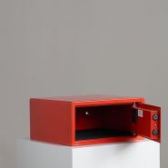 Coffre-fort d'hôtel Be Dutch Laptop - Rouge RAL3020 - Motorisé avec prise et clés d'urgence_1