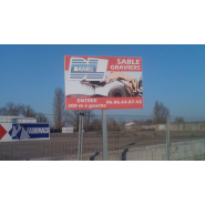 Pré-enseigne publicitaire - Signalétique sur mesure pour commerces et services à proximité des routes_1