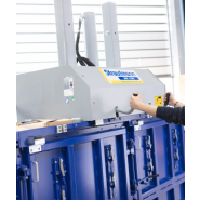 Presse MK 1100 pour compacter papier, carton et films plastiques