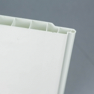 Lambris PVC alvéolaire léger et facile à installer