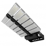 Éclairage d'inondation modulaire multidirectionnel à haut mât - 1440W avec modules ajustables et efficacité lumineuse élevée_1