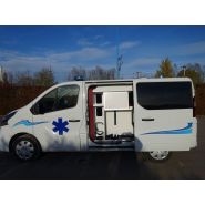 Ambulance Opel avec deux portes latérales