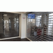 Rideau en polycarbonate pour sécurité maximale