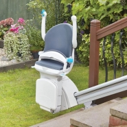 Monte-escalier Simplicity 1000 - pour escaliers droits intérieurs ou extérieurs - pivotement automatique et position debout_1