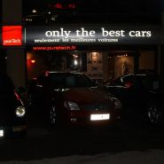 Earhart - panneau d'enseigne murale galbée - dediservices - 2(l) x 0.60 (h)m_1