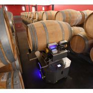 Winebot - Premier cobot mobile de chai pour vinification - Lamouroux_1