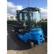 Chariot frontal électrique d'occasion toyota 8fbmt20_1