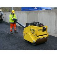 Bw 75 h rouleau vibrant lourd - bomag - pour un compactage, une qualité et une fiabilité encore inégalés de 1040 kg._1