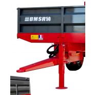 Remorque basculante équipée d'une porte arrière avec trappe à grain