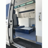 Véhicule d'urgence Volkswagen T6 4x4 avec équipement médical