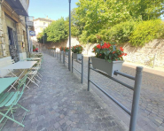 Balconnière sur rambarde - Polyéthylène - 310mm de hauteur - 830 et 1030mm de longueur - Fabrication française_1