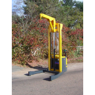 Grue d'atelier performante avec régulateur de pression et système de sécurité anti-éclatement pour une utilisation fiable et sûre_1