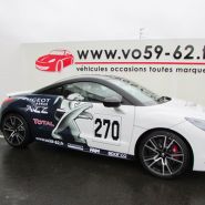 Pose de semi covering avec adhésif haute résistance pour véhicule léger