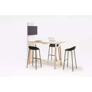 Table média pratique et élégante pour un  environnement moderne et fonctionnel_1