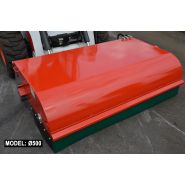 Balayeuse couvercle fermé - Attec - balayage, ramassage et déversement de débris pour chargeuses et pelles-rétros_1